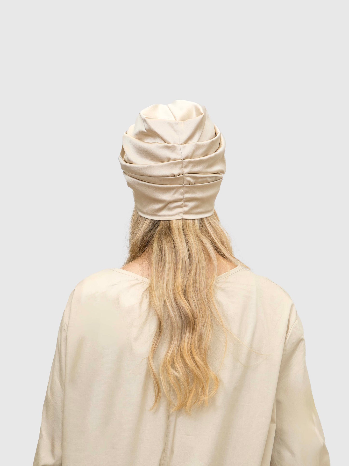 Saphir - Turban satin de soie & élasthanne (Finition à la main)