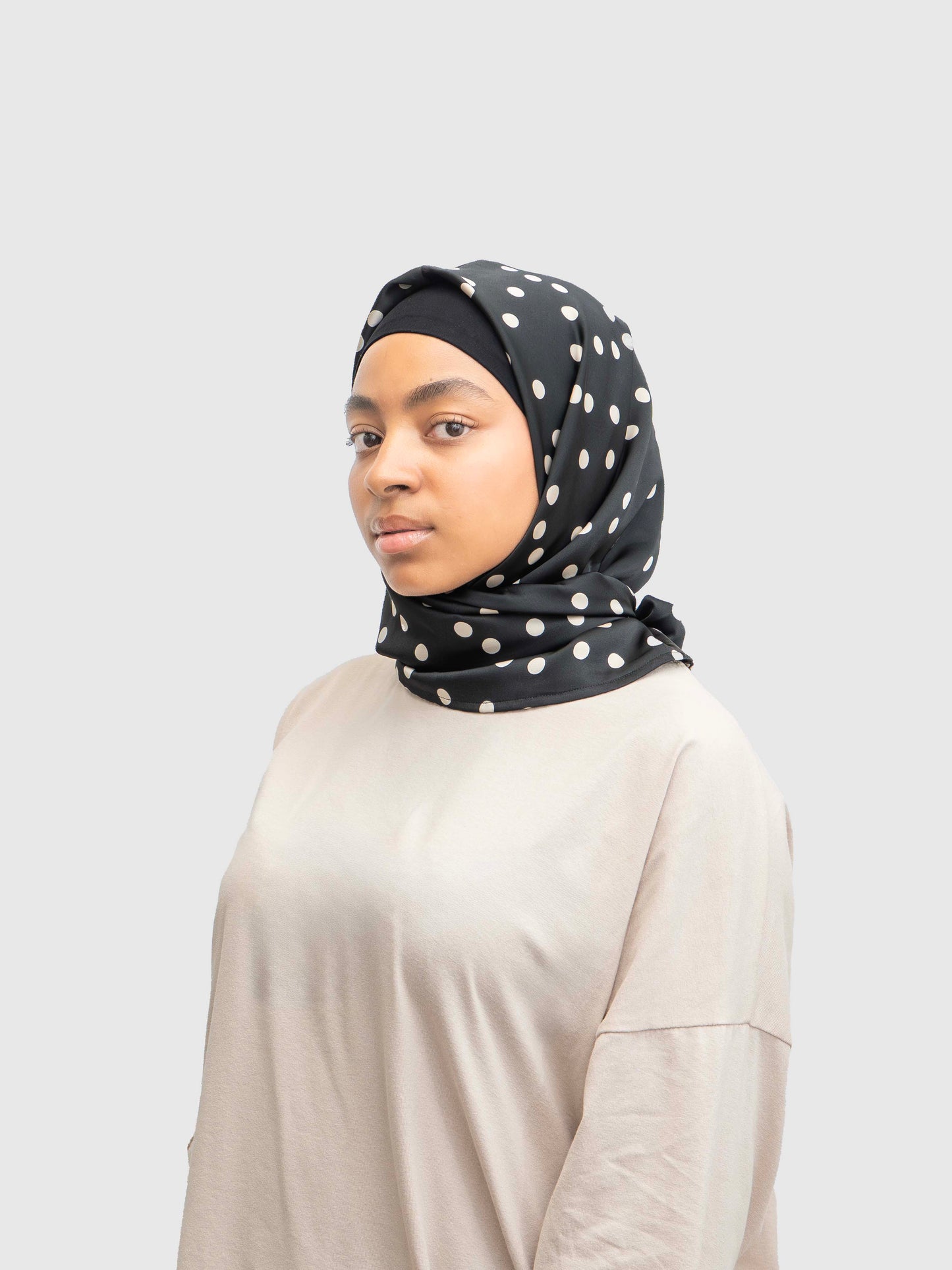 L’Étoffe – foulard artisanal en soie